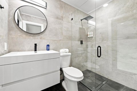 Casa en venta en Fort Lauderdale, Florida, 4 dormitorios, 201.6 m2 № 2358044 - foto 14