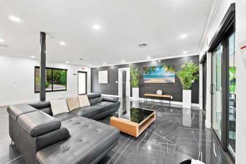 Casa en venta en Fort Lauderdale, Florida, 4 dormitorios, 201.6 m2 № 2358044 - foto 7