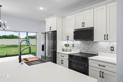 House in Kissimmee, Florida 4 bedrooms, 158.86 sq.m. № 1785431 - photo 25