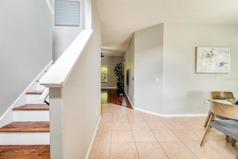 House in Orlando, Florida 5 bedrooms, 255.48 sq.m. № 1821477 - photo 4