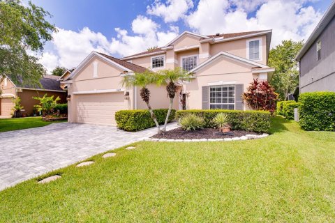 House in Orlando, Florida 5 bedrooms, 255.48 sq.m. № 1821477 - photo 2
