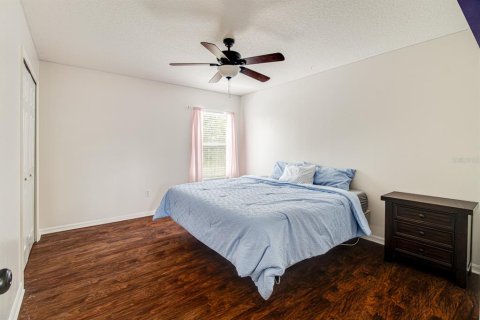 House in Orlando, Florida 5 bedrooms, 255.48 sq.m. № 1821477 - photo 19