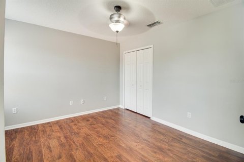 House in Orlando, Florida 5 bedrooms, 255.48 sq.m. № 1821477 - photo 16