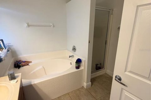 Casa en venta en Orlando, Florida, 4 dormitorios, 160.81 m2 № 2133153 - foto 5