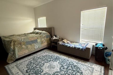 Casa en venta en Orlando, Florida, 4 dormitorios, 160.81 m2 № 2133153 - foto 4