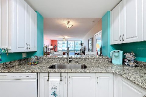Condominio en venta en Clearwater, Florida, 2 dormitorios, 116.59 m2 № 2195401 - foto 9