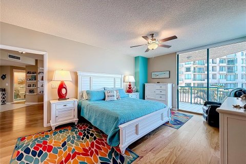 Condominio en venta en Clearwater, Florida, 2 dormitorios, 116.59 m2 № 2195401 - foto 14