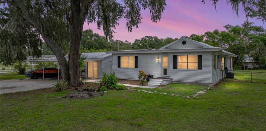 Villa ou maison à Lakeland, Floride 3 chambres, 133.78 m2 № 1828582