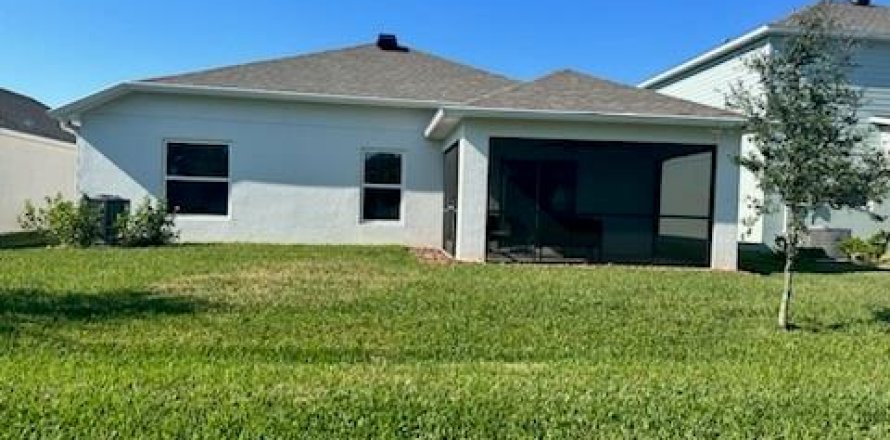 House in Palm Bay, Florida 3 bedrooms, 122.07 sq.m. № 1135518