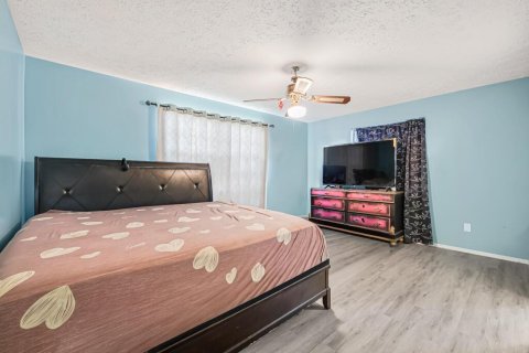 Casa en venta en Port St. Lucie, Florida, 2 dormitorios, 127.09 m2 № 2181307 - foto 22