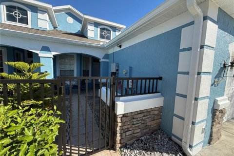 Townhouse in Kissimmee, Florida 3 bedrooms, 140.47 sq.m. № 2143683 - photo 4