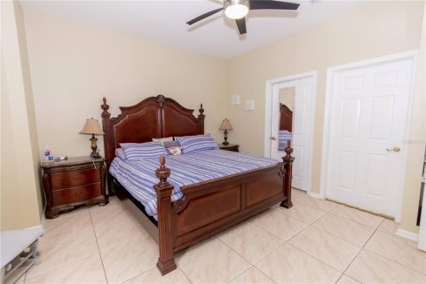 Townhouse in Kissimmee, Florida 3 bedrooms, 140.47 sq.m. № 2143683 - photo 11