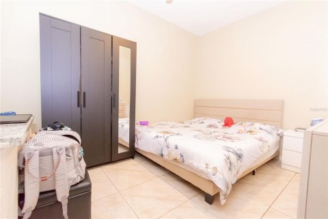 Townhouse in Kissimmee, Florida 3 bedrooms, 140.47 sq.m. № 2143683 - photo 15
