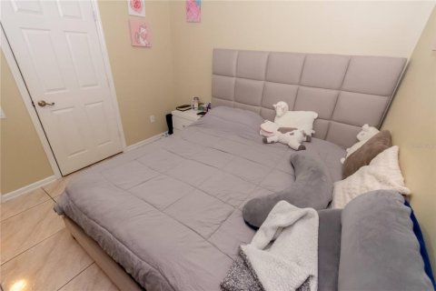 Townhouse in Kissimmee, Florida 3 bedrooms, 140.47 sq.m. № 2143683 - photo 18