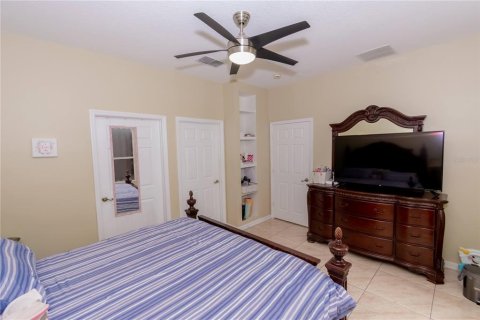 Townhouse in Kissimmee, Florida 3 bedrooms, 140.47 sq.m. № 2143683 - photo 12