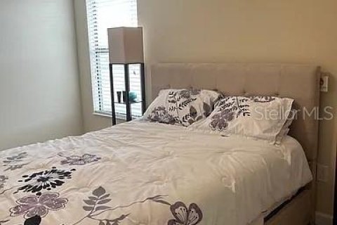 Villa ou maison à louer à Kissimmee, Floride: 5 chambres, 302.95 m2 № 2112570 - photo 11