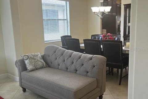 Villa ou maison à louer à Kissimmee, Floride: 5 chambres, 302.95 m2 № 2112570 - photo 9