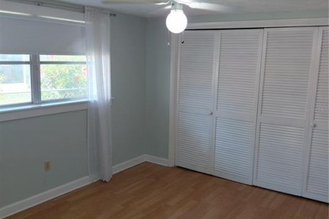 House in Holiday, Florida 2 bedrooms, 154.59 sq.m. № 2216030 - photo 16