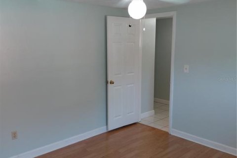 House in Holiday, Florida 2 bedrooms, 154.59 sq.m. № 2216030 - photo 17