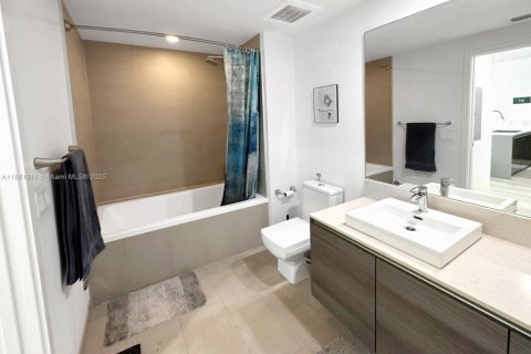 Condo in Miami, Florida  № 1890614 - photo 9