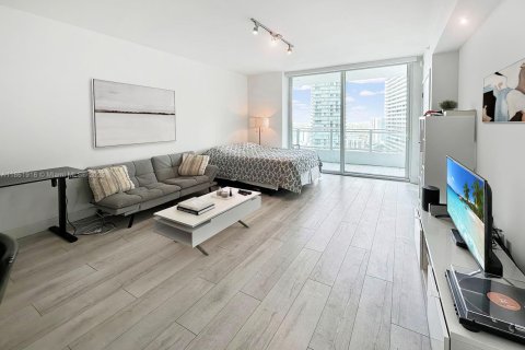 Condo in Miami, Florida  № 1890614 - photo 1