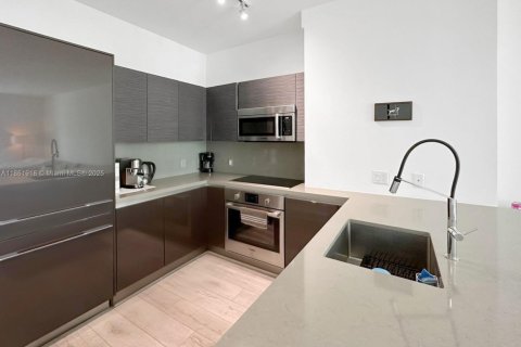 Condo in Miami, Florida  № 1890614 - photo 3