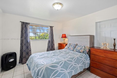 Casa en venta en Homestead, Florida, 4 dormitorios, 186.73 m2 № 2088705 - foto 23