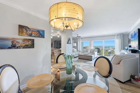 Condo in Sarasota, Florida, 2 bedrooms  № 2430747 - photo 19