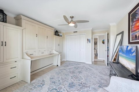 Condo in Sarasota, Florida, 2 bedrooms  № 2430747 - photo 27
