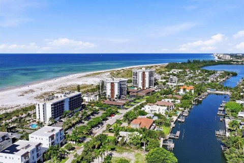 Condo in Sarasota, Florida, 2 bedrooms  № 2430747