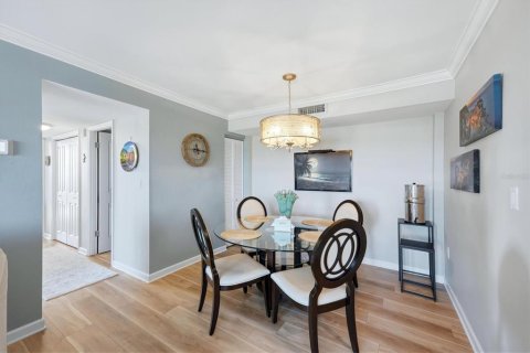 Condo in Sarasota, Florida, 2 bedrooms  № 2430747 - photo 17