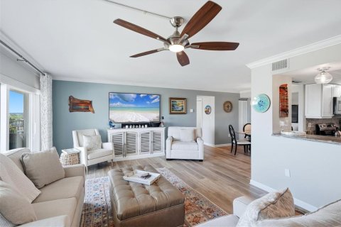 Condo in Sarasota, Florida, 2 bedrooms  № 2430747 - photo 15