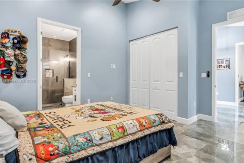 House in Jupiter, Florida 5 bedrooms, 256.97 sq.m. № 1794420 - photo 22
