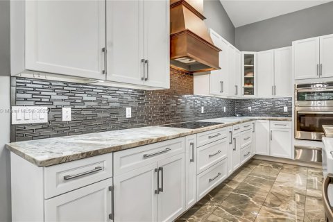 House in Jupiter, Florida 5 bedrooms, 256.97 sq.m. № 1794420 - photo 7