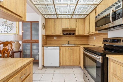 Condominio en venta en Aventura, Florida, 2 dormitorios, 108.7 m2 № 1698609 - foto 14