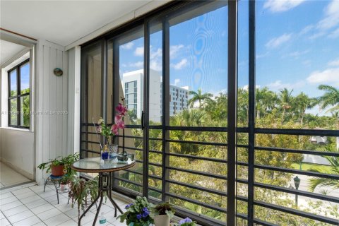 Condominio en venta en Aventura, Florida, 2 dormitorios, 108.7 m2 № 1698609 - foto 7