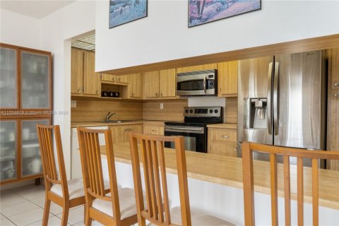 Condominio en venta en Aventura, Florida, 2 dormitorios, 108.7 m2 № 1698609 - foto 12