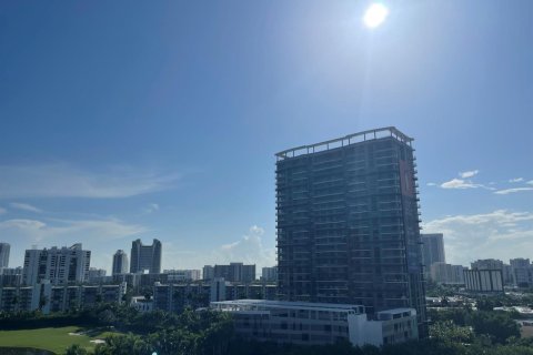 Condo in Hallandale Beach, Florida, 2 bedrooms  № 2366352 - photo 19