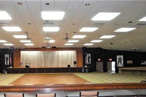 Condo in Sunrise, Florida, 1 bedroom  № 1964888 - photo 23