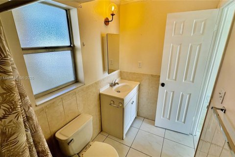Condo in Sunrise, Florida, 1 bedroom  № 1964888 - photo 14