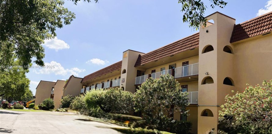 Condo in Sunrise, Florida, 1 bedroom  № 1964888