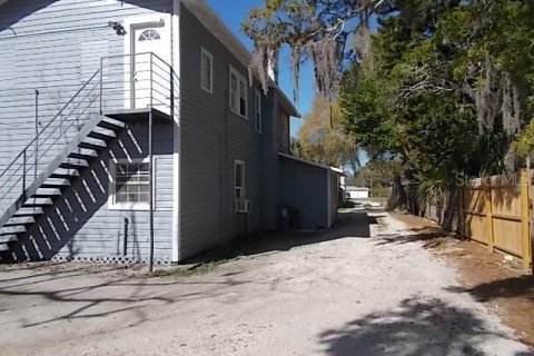 Propiedad comercial en venta en Largo, Florida, 11 dormitorios, 416.02 m2 № 2157843 - foto 10