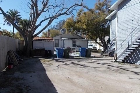 Propiedad comercial en venta en Largo, Florida, 11 dormitorios, 416.02 m2 № 2157843 - foto 14