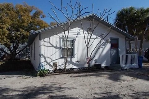 Propiedad comercial en venta en Largo, Florida, 11 dormitorios, 416.02 m2 № 2157843 - foto 5