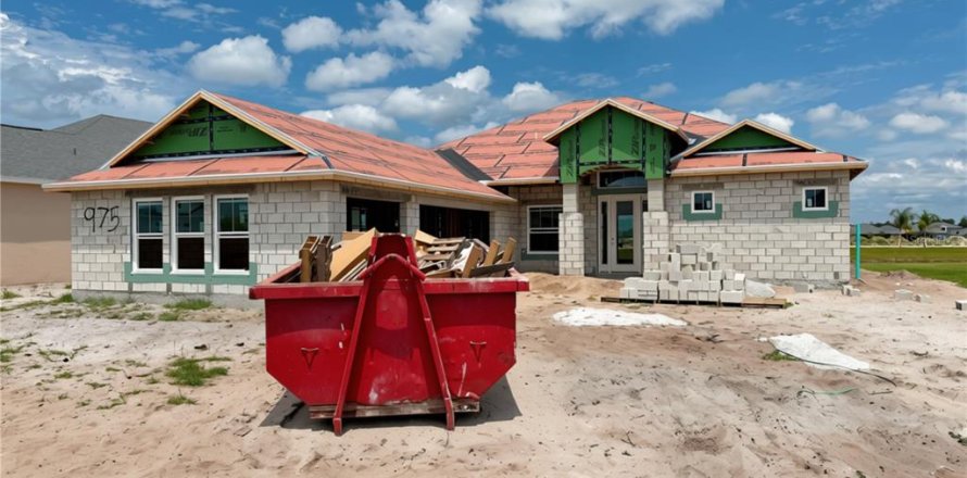 Casa en DeLand, Florida 4 dormitorios, 215.44 m2 № 2219571