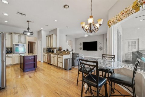 House in Land O' Lakes, Florida 4 bedrooms, 285.95 sq.m. № 1813151 - photo 10