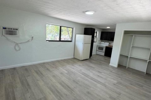 Apartment in Fort Lauderdale, Florida 3 rooms, 41.81 sq.m. № 2180274 - photo 4