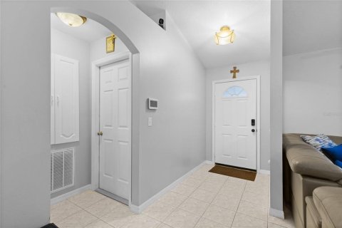 House in Deltona, Florida 3 bedrooms, 112.13 sq.m. № 2347088 - photo 4