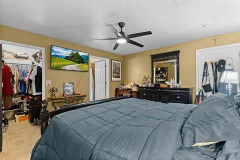 House in Deltona, Florida 3 bedrooms, 112.13 sq.m. № 2347088 - photo 17