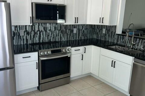 Casa en alquiler en Madeira Beach, Florida, 3 dormitorios, 102.66 m2 № 1840065 - foto 11
